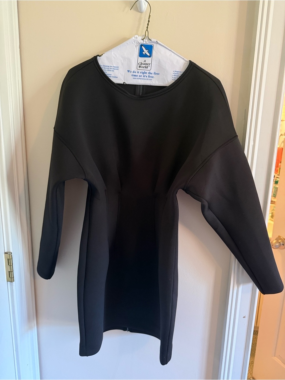 Women’s Black Neoprene Long-Sleeve Dress Top